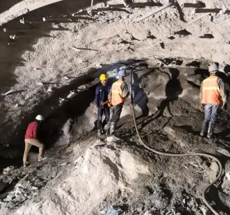 南通拱顶带模注浆料的施工流程及注意事项